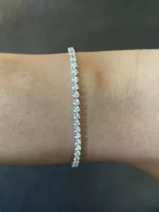 Top Quality- 2.00ct 100% Round Diamond Claw Set Tennis Bracelet, White Gold - Picture 1 of 6