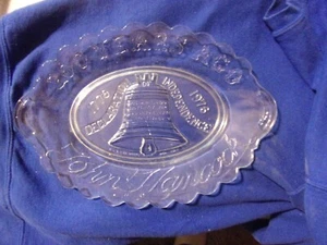 Anchor Hocking Glass Bicentennial Platter Declaration of Independence Lot of 2 . - Picture 1 of 6