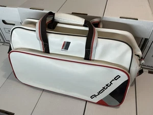 Audi Quattro Sport Bag - Bild 1 von 7