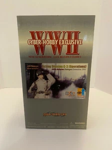 Dragon WWII 1:6 Figur 70600 DX07 Charles Bausatz Carson Acting Division G-3  - Bild 1 von 3