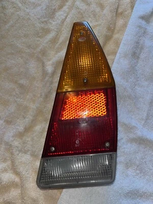 USED Volkswagen Audi 79-81 Dasher Fox WAGON RIGHT TAILLIGHT ASSEMBLY US SPEC - Image 1 of 4