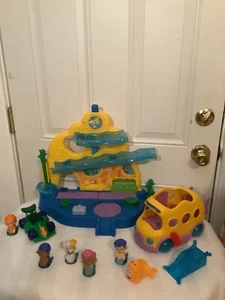 Juego y accesorios escolares de natación Bubble Guppies de colección - Imagen 1 de 14
