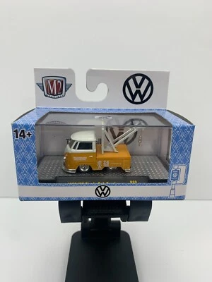M2 Machines 1960 Volkswagen Single Cab Truck R80 Tow Truck 9600pcs Worldwide - Image 1 of 3