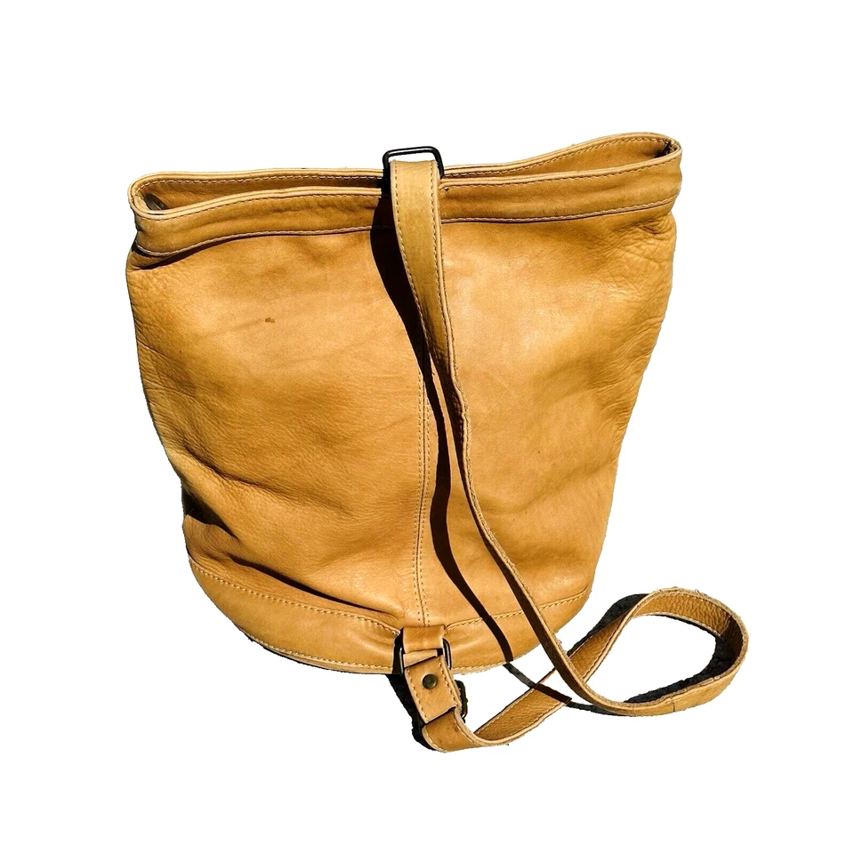 Mochila bandolera de cuero vintage Ellington MOCHILA Portland ENGASTADA Foto 1 de 4