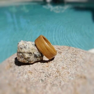 Oak Bentwood Wood Ring Infused With Gold Dust - Unisex - Handmade To Order - Picture 1 of 3