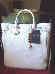 NUEVO CON ETIQUETAS COACH Play Tall Tatum 30 pulgadas Cuero Guijarro Tono Níquel Blanco F37115 - Imagen 1 de 10