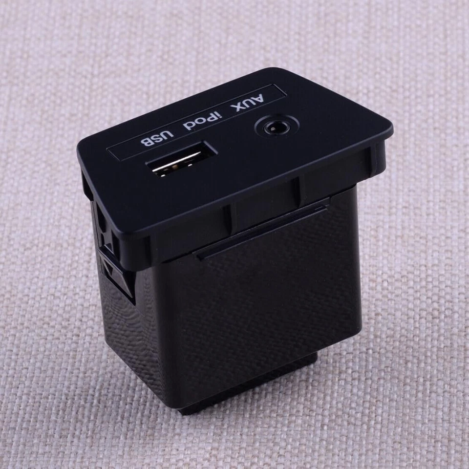 Aux USB Port Interface Jack 96120-2Z300TAN Fit For Hyundai Tucson ix35 2011-2015 - Image 1 of 4