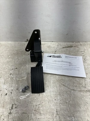 Bendix Accelerator Pedal Assembly 2596214C91 (New Old Stock) - Image 1 of 4
