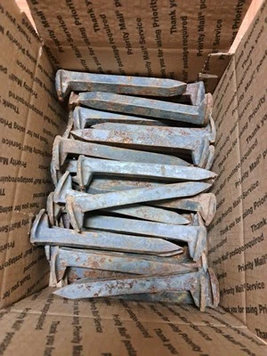 Lote de 50 picos médios de ferrovia de carbono forja de faca de ferreiro - Imagem 1 de 3