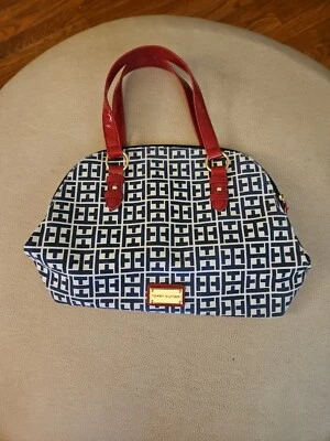 Tommy Hilfiger Rojo Blanco Azul Bolso Cartera Lona Logo Estampado Imitación Charol Foto 1 de 4