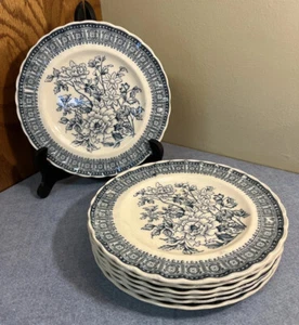 7 VINTAGE W. T. COPELAND & SON STOKE UPON TRENT BLUE WHITE PORCELAIN PLATE 7.5" - Picture 1 of 7