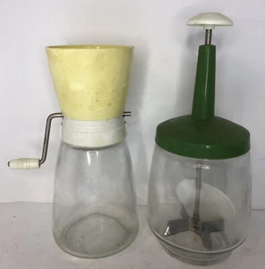 Lote Vintage Cosecha Oro Food Chopper Jarro Tuercas/Especias Molinillo Artículos para el Hogar federales - Imagen 1 de 5