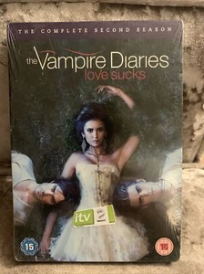 The Vampire Diaries Love Sucks - Series 2 - Season Two - DVD - New Sealed - UK - Picture 1 of 2