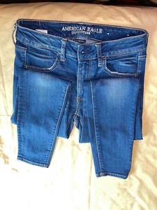 American Eagle JEGGING 4 pocket SUPER Stretch X Girls/womens Jeans Size 6 - Picture 1 of 10