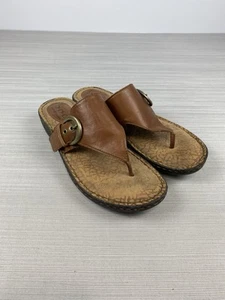 BOC Born Concept Sandals Flip Flops Brown Tan Wedged Leather Womens Size 8 - Picture 1 of 7