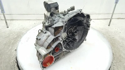 21200RMB000 GEARBOX / MBE92005069 / MBE9 / 1650065 FOR HONDA CR-V RD8 ES - Image 1 of 4