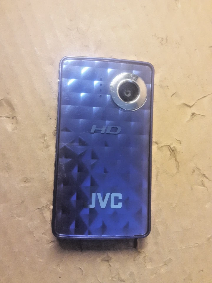 JVC GC-FM1 PICSIO HD Memory Camera Portable Pocket Video Camcorder  - Image 1 of 4