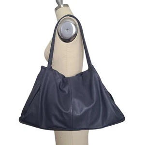 Hobo International Prima Tote Bag Medium Shoulder Tote Blue Leather 17" X 11" - Picture 1 of 9