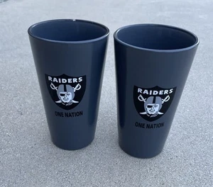 Vintage NFL Raiders 6” Bud Light Beverage Glasses Set Of 2 - Picture 1 of 2