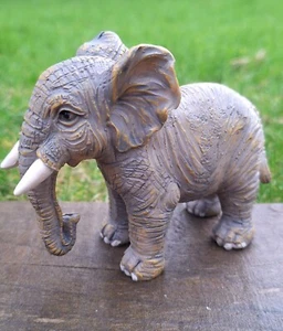 Garten Geschenk Elefant Outdoor Ornament Sammlerstück Geburtstag - UK VERKÄUFER - Bild 1 von 3