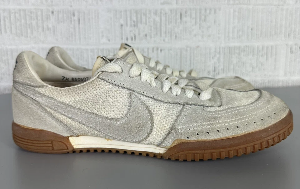 1980's Nike Focus Ace Womens Trainer Sneakers Gum Sole Suede 7.5 Vintage - Image 1 of 4