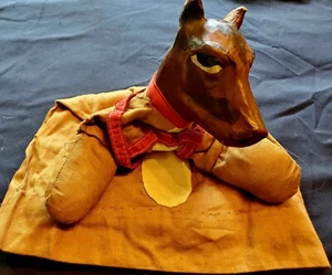 Títere de mano de caballo y papel maché pintado arte popular primitivo vintage grande - Imagen 1 de 6