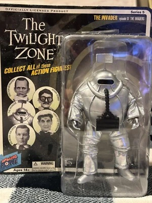  Twilight Zone The Invader Ep. 51 action figure Limited Edition 1589/1704 2010 - Image 1 of 4