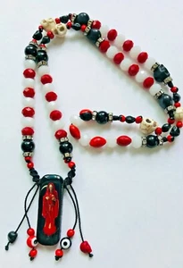 Collar Santa Muerte hecho a mano cristal rojo y blanco - Bild 1 von 5
