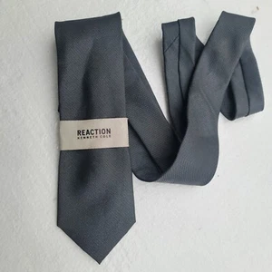 NWT Kenneth Cole Reaction Men's Micro Checkerboard Slim Tie Gray OS - Picture 1 of 7