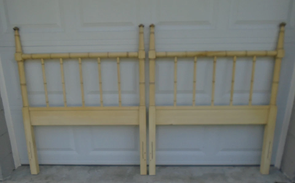 Juego de 2 cabeceros Henry Link póster imitación bambú tamaño doble par Bali Hai Regency Foto 1 de 4