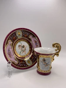 Antique Royal Vienna Austria Porcelain Cherubs Gold Encrusted Tea Cup & Saucer - Picture 1 of 11