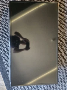 Samsung 40-inch Smart TV No Stand - Picture 1 of 4