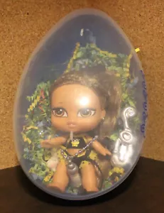 Bratz Babyz Girl Long Hair Flair Yasmin Doll 2004 MGA w/Brush & Bottle in Egg - Picture 1 of 4