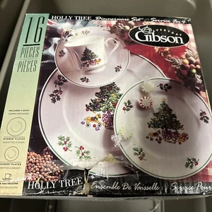 Gibson Holly Tree 16 Pc Set - Service for Four New - Picture 1 of 2