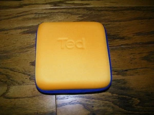 4 Piece Travel Airplane Set Ted United Airlines Neck Pillow Eye Mask Ear mask - Picture 1 of 7