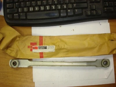 NOS!!  INTERNATIONAL HARVESTER WIPER LINK P/N: 355610C91 Foto 1 de 4