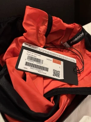 Brand New!!! Assos Mille GT Cycling Wind Vest Men's Size L Red - Image 1 of 3