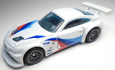 2020 HOT WHEELS NIGHTBURNERZ BMW Z4 M WHITE 1:64 DIECAST 2 7/8" CAR W BLUE & RED - Image 1 of 4