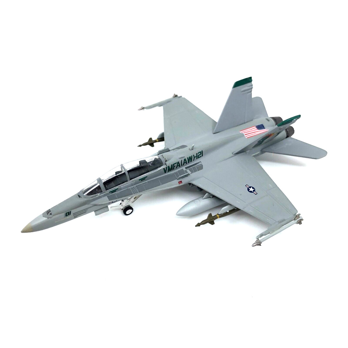ホーガン　F/A-18F 1/200スケールモデル Amazon.com: Hobby Master F/A-18F Super Hornet USN VFA-103