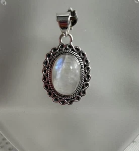 Rainbow Moonstone Cab Gemstone Pendant 925 Sterling Silver Handmade Crystal - Picture 1 of 2