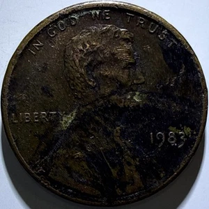 1983 Lincoln Penny No Mint Mark - Picture 1 of 11