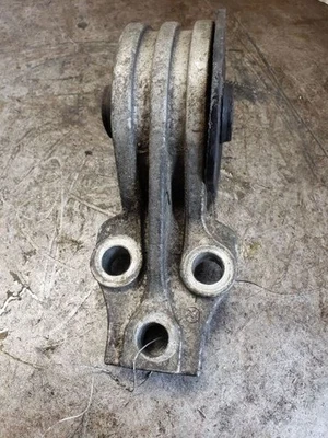 ESCAPE    2007 Engine Mounts 1085091 - Image 1 of 4