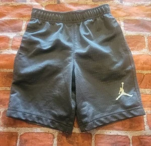 Jordan Boys Sz 6 Shorts Dark Gray - Picture 1 of 1