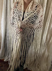 Vintage Handmade Macramé Ivory Shawl OOAK - Picture 1 of 7
