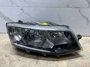 Skoda Octavia 2013-2017 Driver Headlight PN:5E2 941 016 - Picture 1 of 8