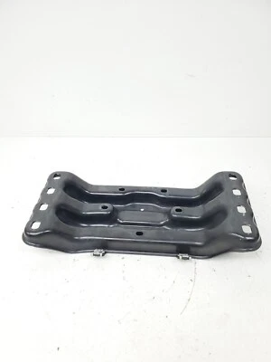 2016-2022 MERCEDES GLC300 X253 ENGINE TRANSMISSION CROSSMEMBER MOUNT BRACKET OEM - Image 1 of 4