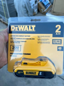 100% Genuine DeWalt DCB203 20V MAX Compact Lith-Ion 2.0Ah Battery Pack NEW  - Picture 1 of 3