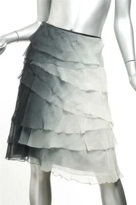 Falda PRADA Seda en Niveles Ombre Verde En Capas Hasta la Rodilla Borde Crudo US4 IT40 Foto 1 de 4