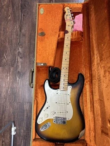 Fender American Vintage Stratocaster 57STLH2CS para zurdos ¡Embalaje seguro! - Imagen 1 de 20