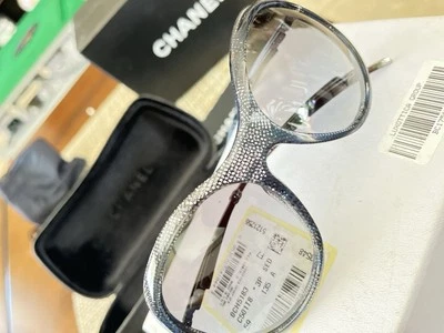 Gafas de sol ovaladas azules/plateadas Chanel 5152 - icónico logotipo CC, colección Foto 1 de 4